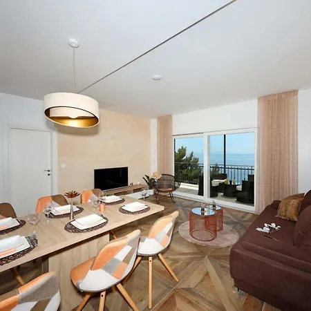 Apartment Redstone Luxury