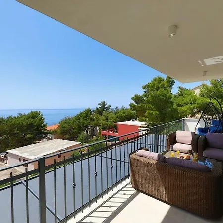 Redstone Luxury * Sveta Nedelja (Hvar)