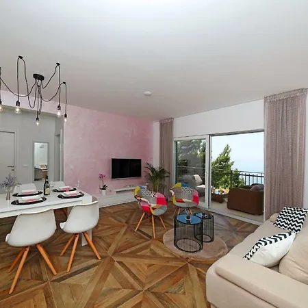 Apartment Redstone Luxury *