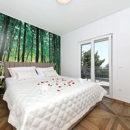 Apartment Redstone Luxury Sveta Nedelja (Hvar)