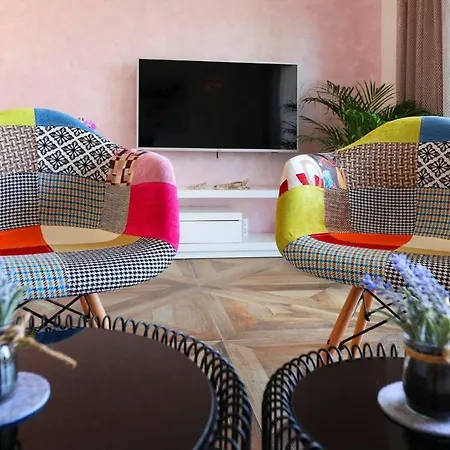 Redstone Luxury Διαμέρισμα *